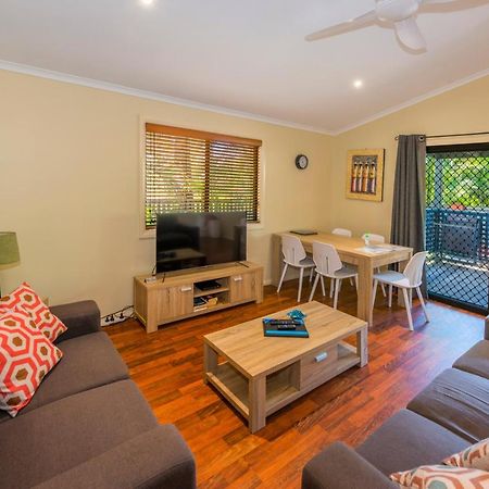 Safety Beach Bungalows Woolgoolga Exteriör bild