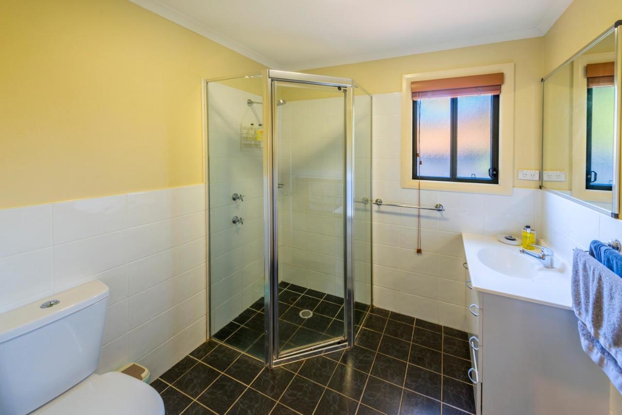 Safety Beach Bungalows Woolgoolga Exteriör bild