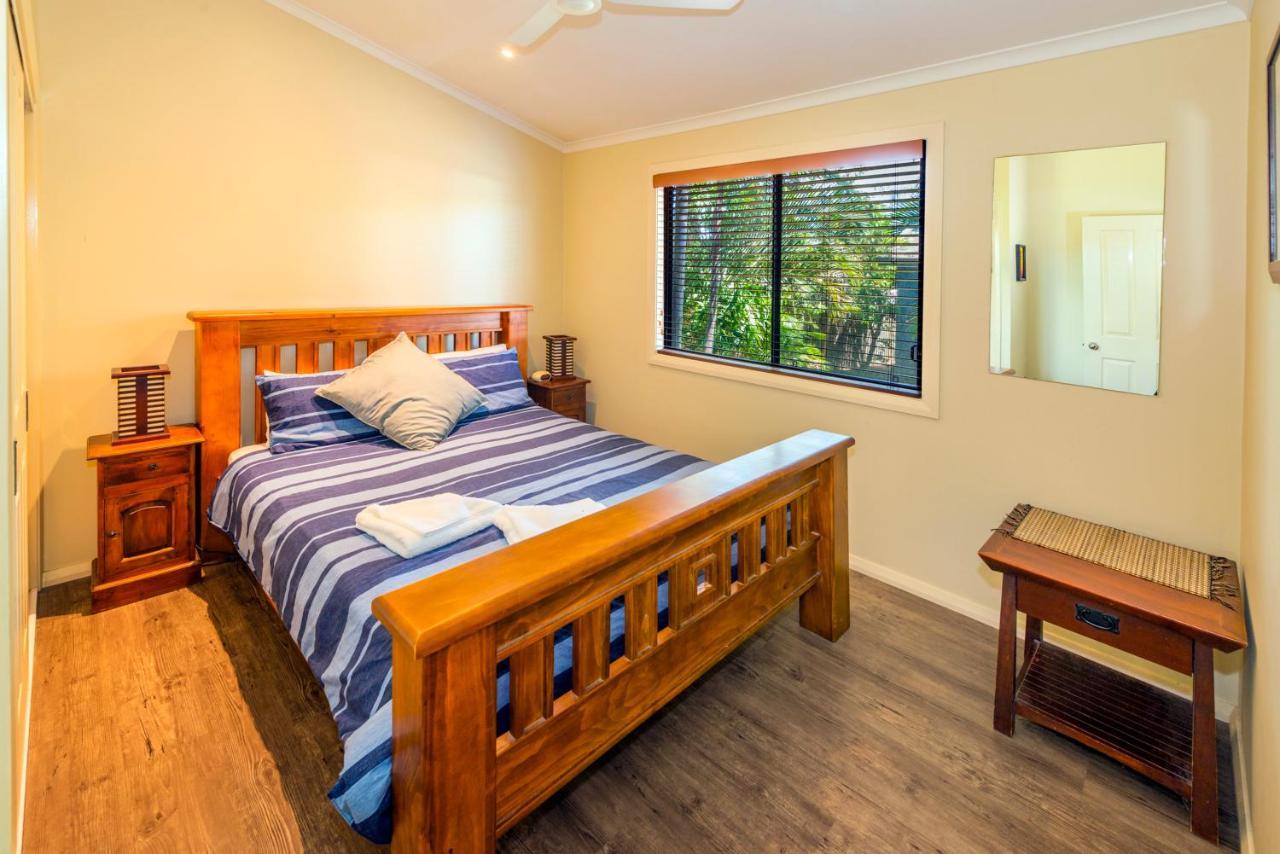 Safety Beach Bungalows Woolgoolga Exteriör bild