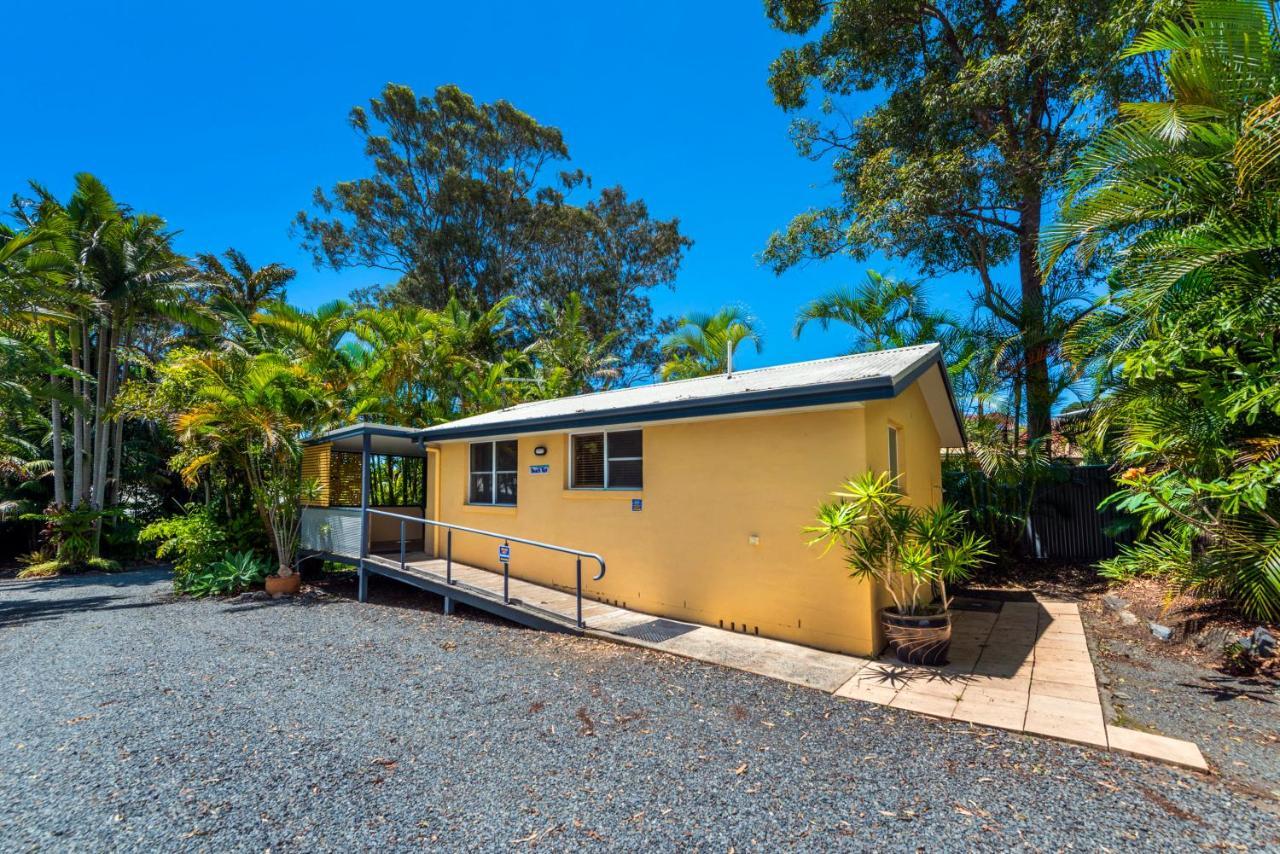 Safety Beach Bungalows Woolgoolga Exteriör bild