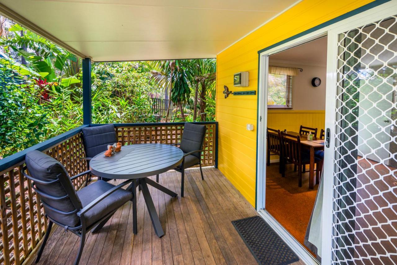 Safety Beach Bungalows Woolgoolga Exteriör bild