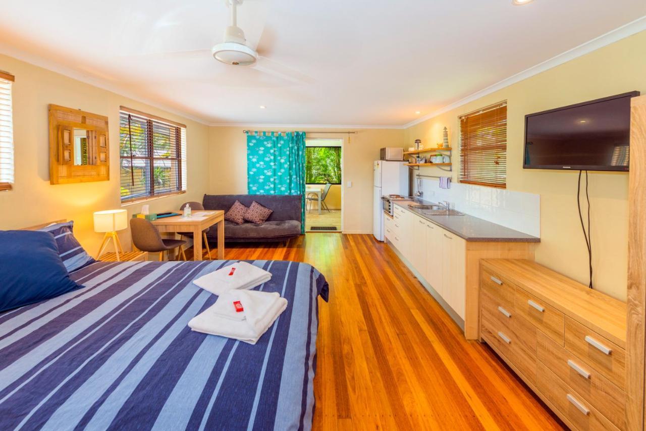 Safety Beach Bungalows Woolgoolga Exteriör bild