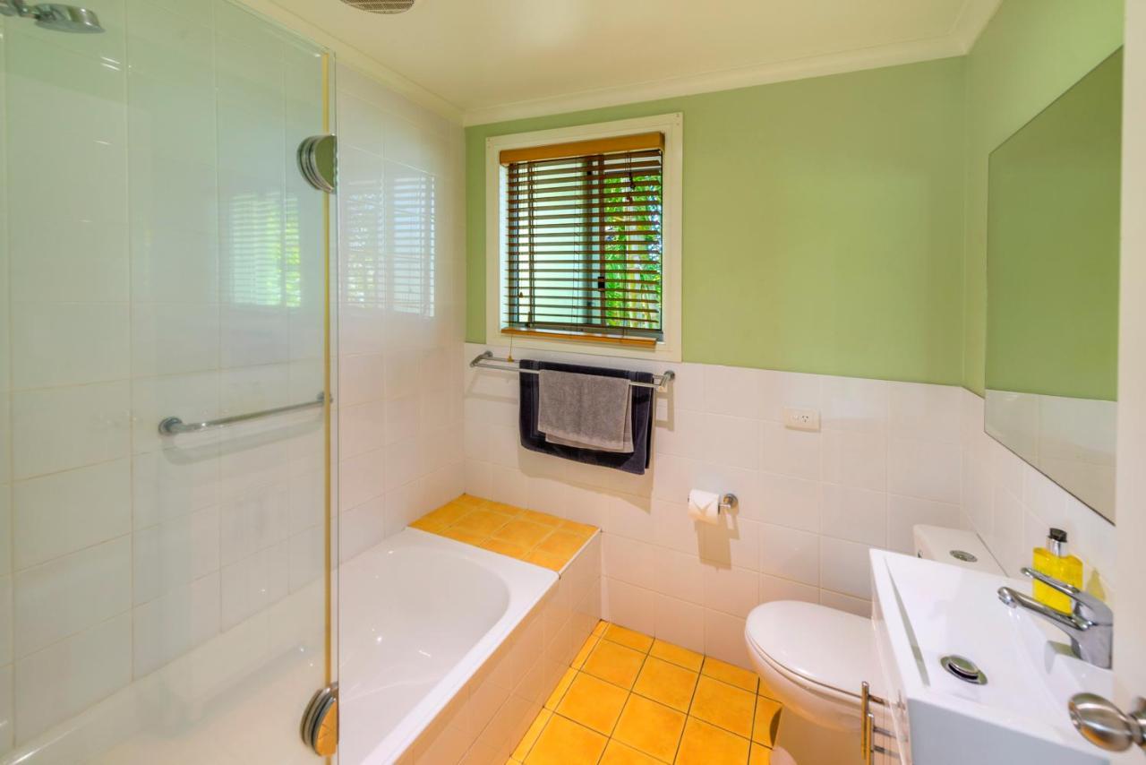 Safety Beach Bungalows Woolgoolga Exteriör bild