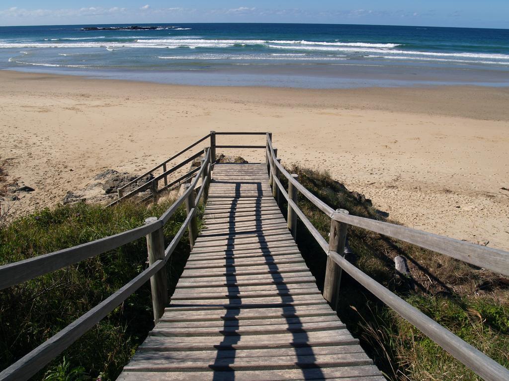 Safety Beach Bungalows Woolgoolga Exteriör bild