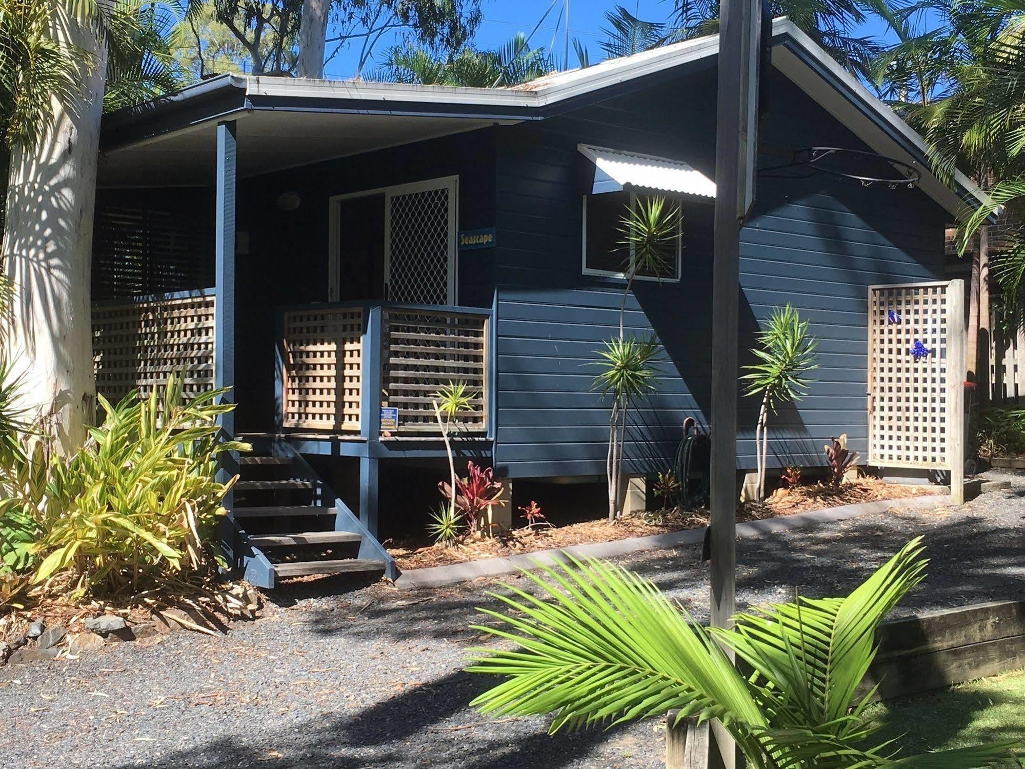 Safety Beach Bungalows Woolgoolga Exteriör bild