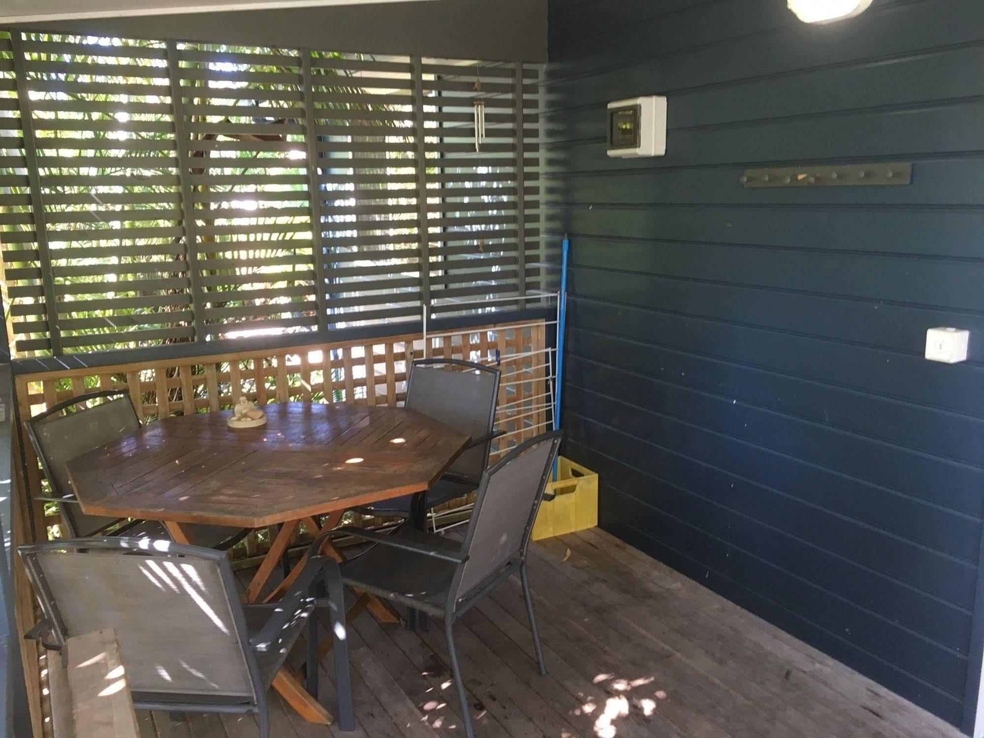 Safety Beach Bungalows Woolgoolga Exteriör bild